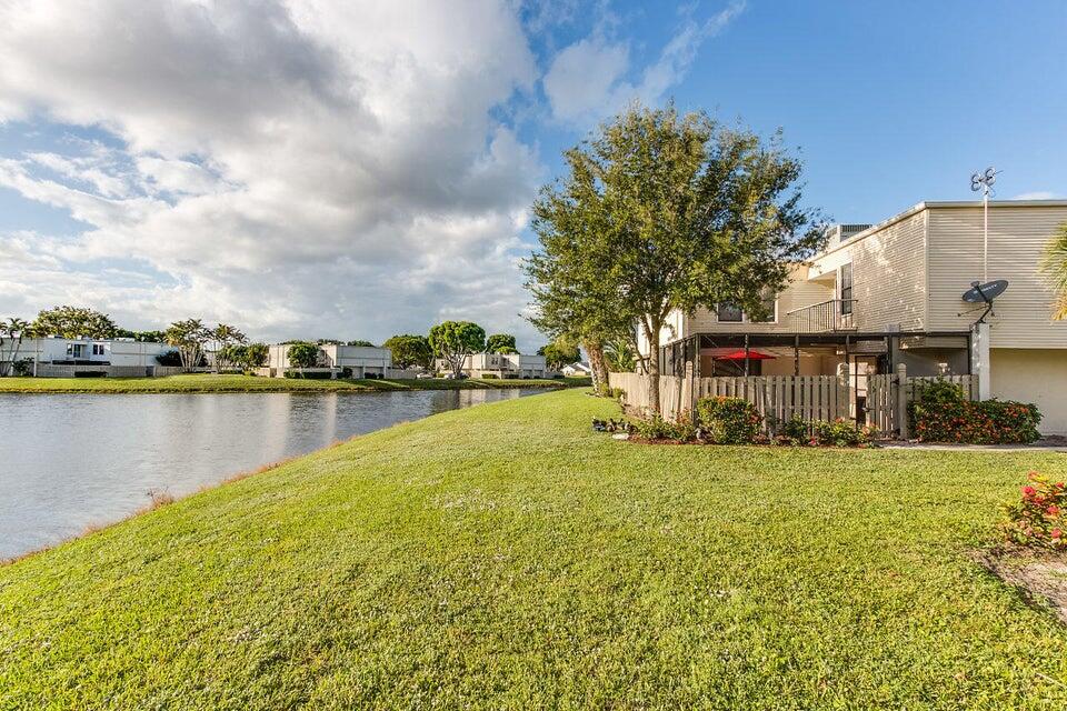 1608 Shaker Circle Circle, Wellington FL 33414