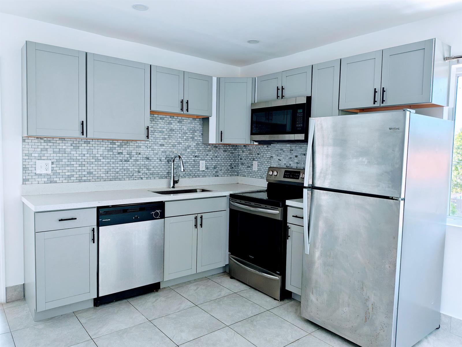2719 LINCOLN Street # 6, Hollywood FL 33020