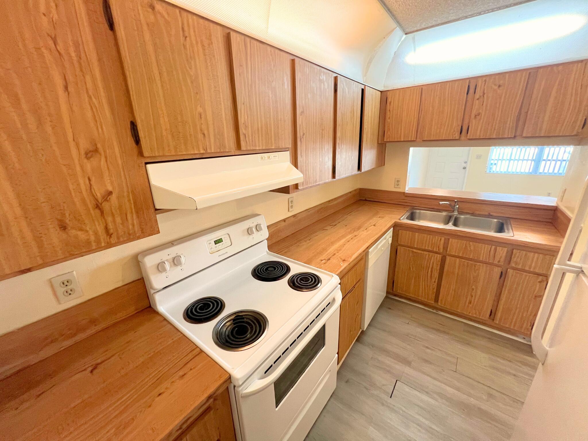 843 Twin Lakes Drive # 30B — Photo 5
