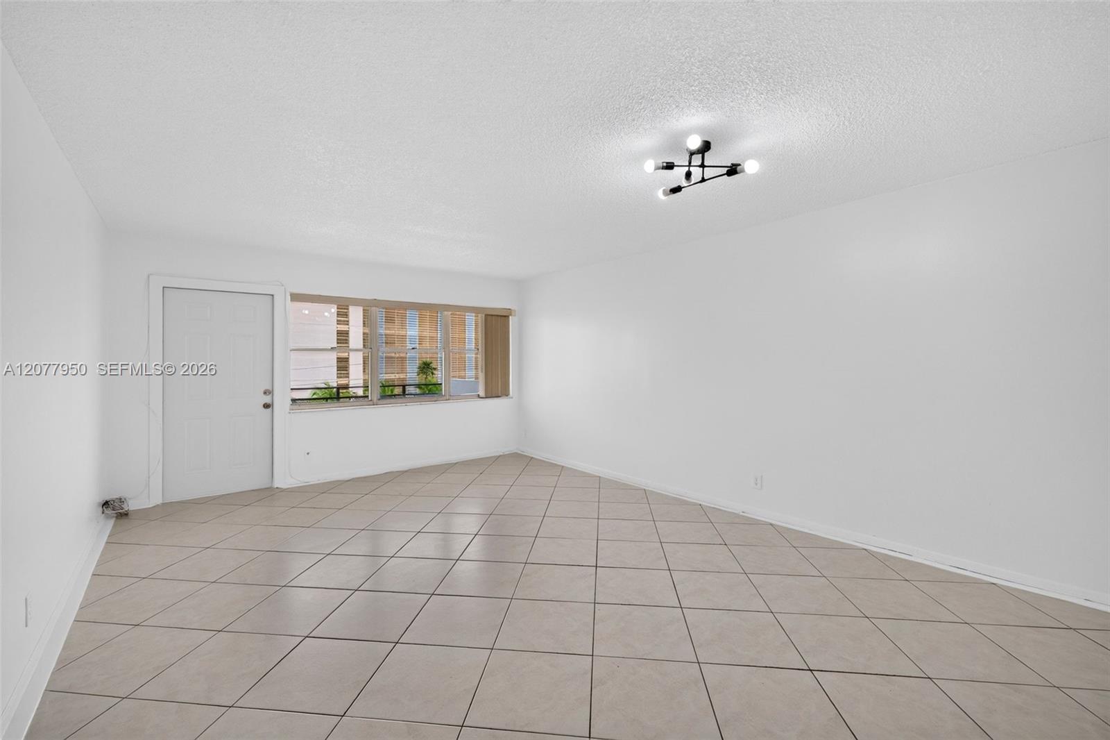 401 Golden Isles Dr # 708 — Photo 4