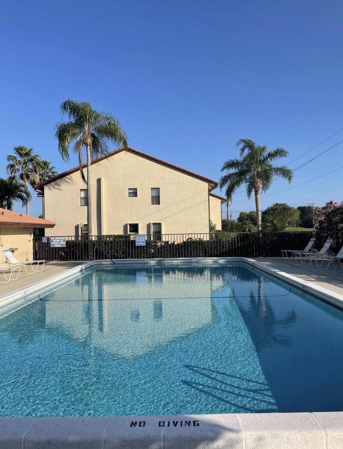 4682 E Lucerne Lakes Blvd Boulevard E # 202, Lake Worth FL 33467