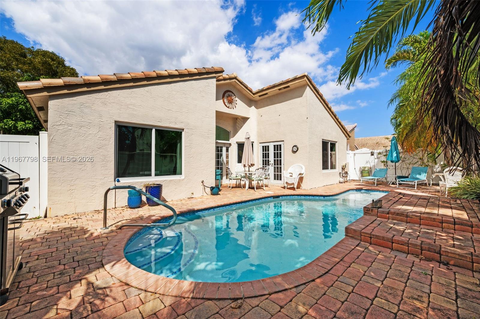 372 NW 45th Ter, Deerfield Beach FL 33442