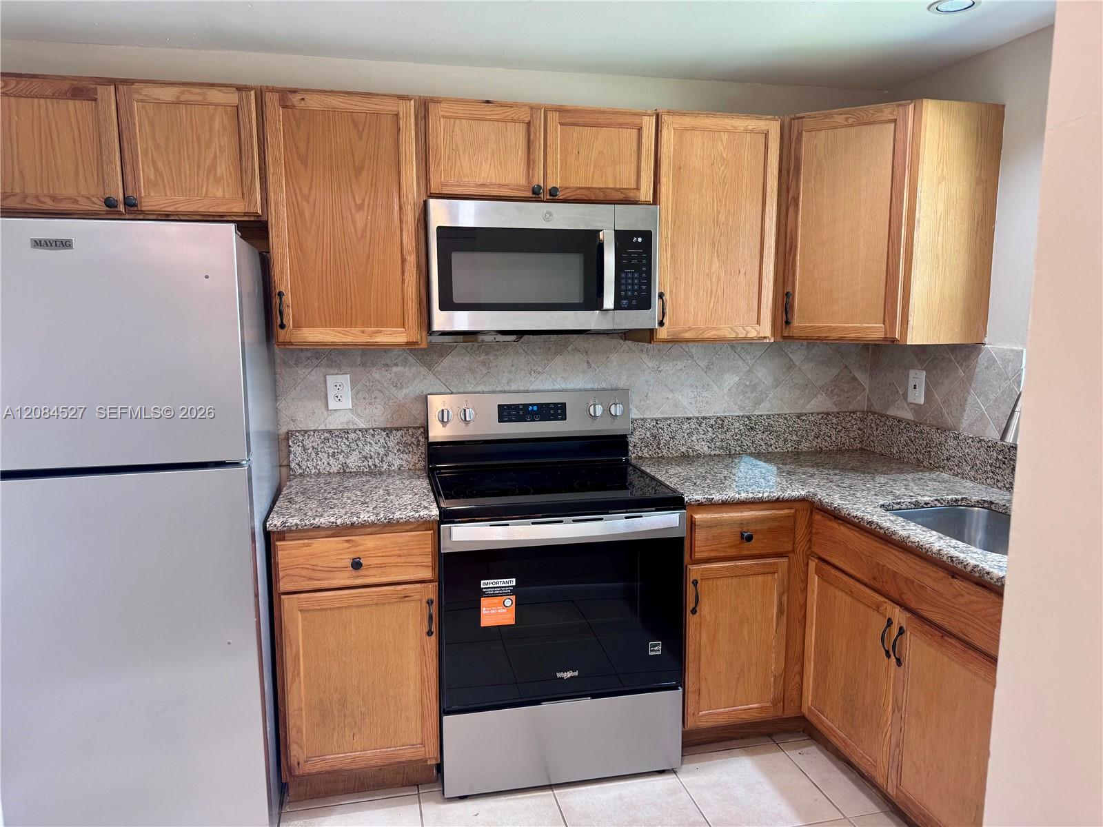 6090 SW 41st St # 19 — Photo 4