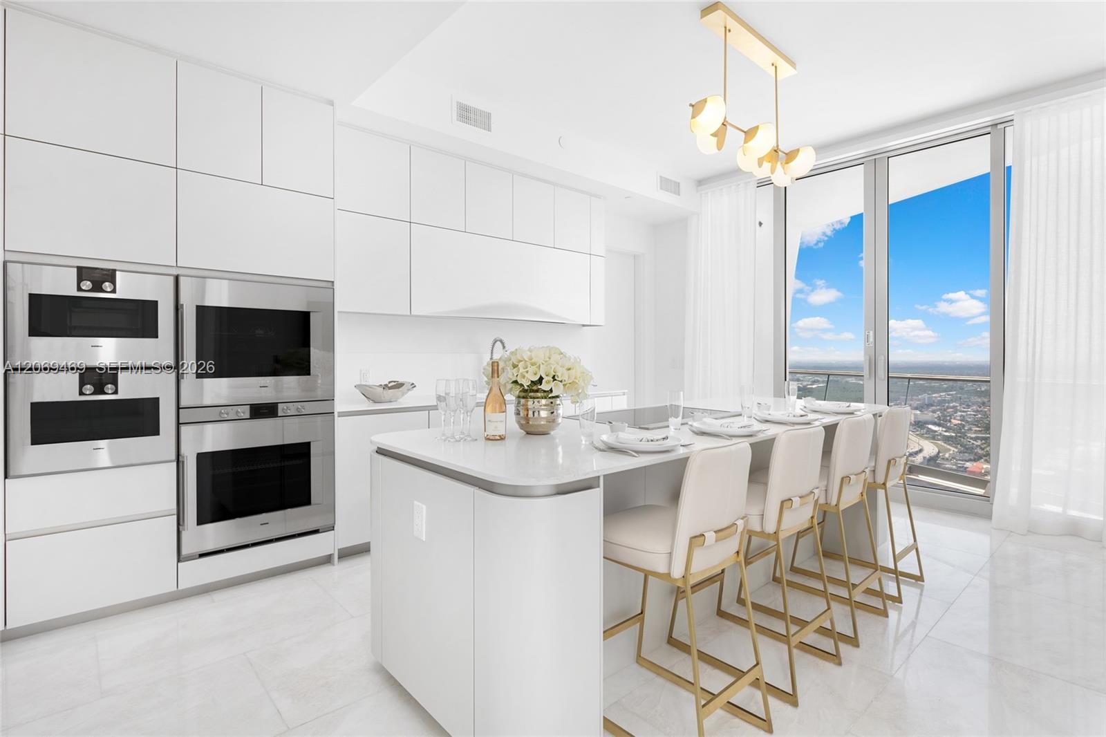 16901 Collins Ave # 5305 View 10