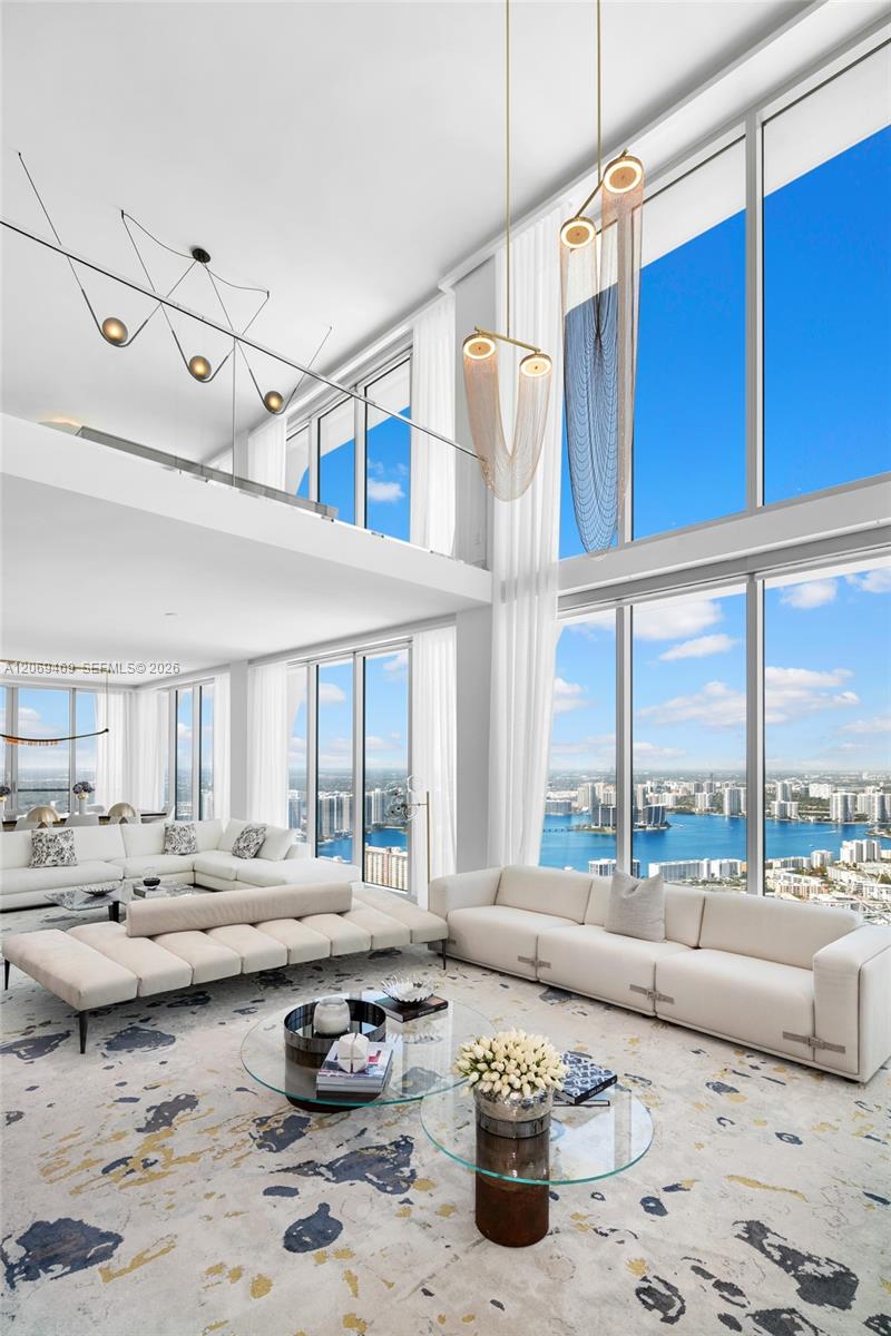16901 Collins Ave # 5305 View 5