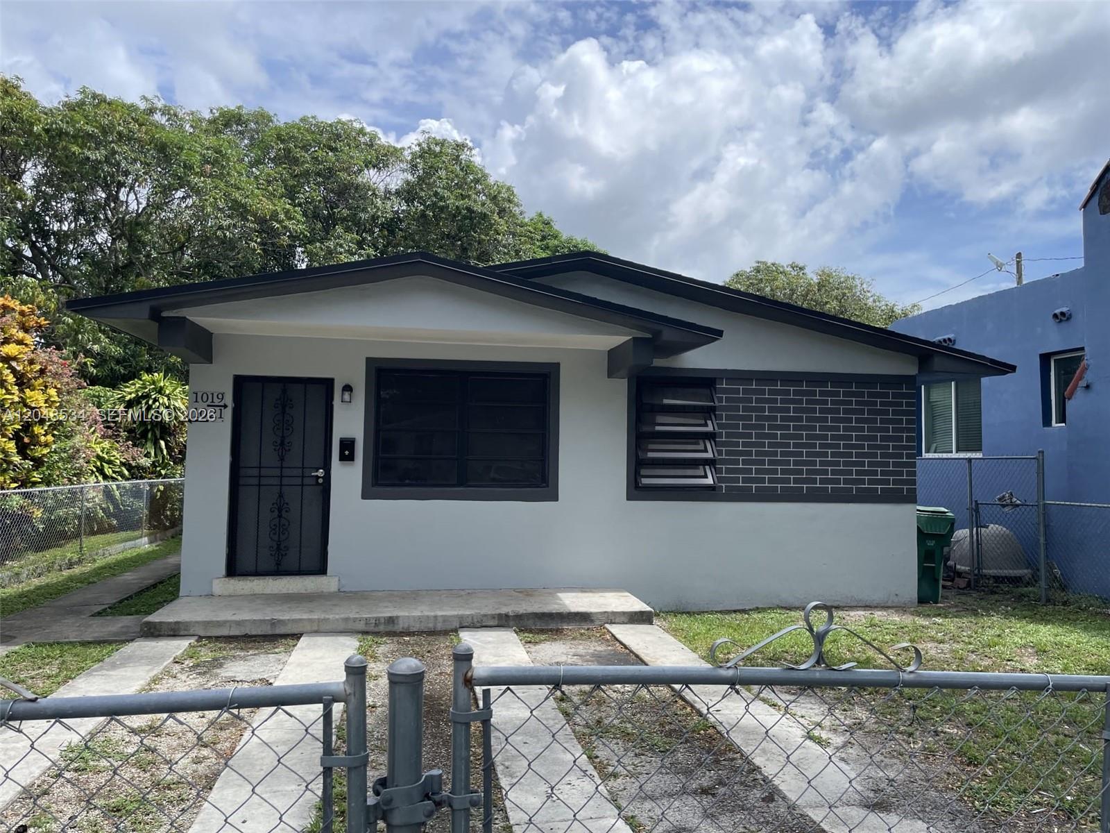 1019 NW 52nd St # A, Miami FL 33127