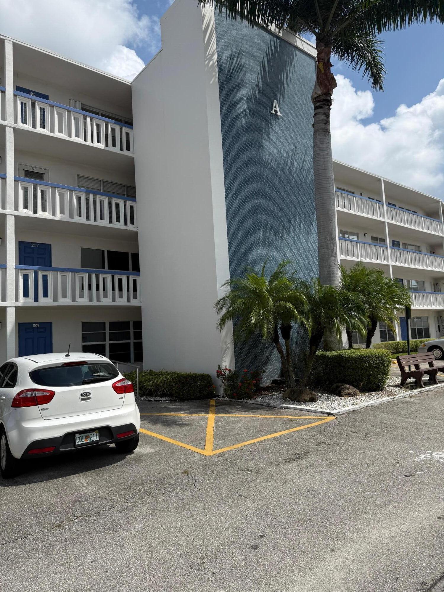 407 GREENBRIER A, West Palm Beach FL 33417