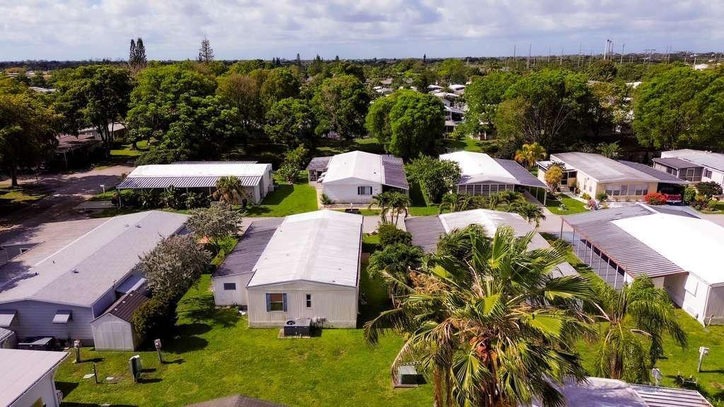 6705 NW 29th Court, Margate FL 33063