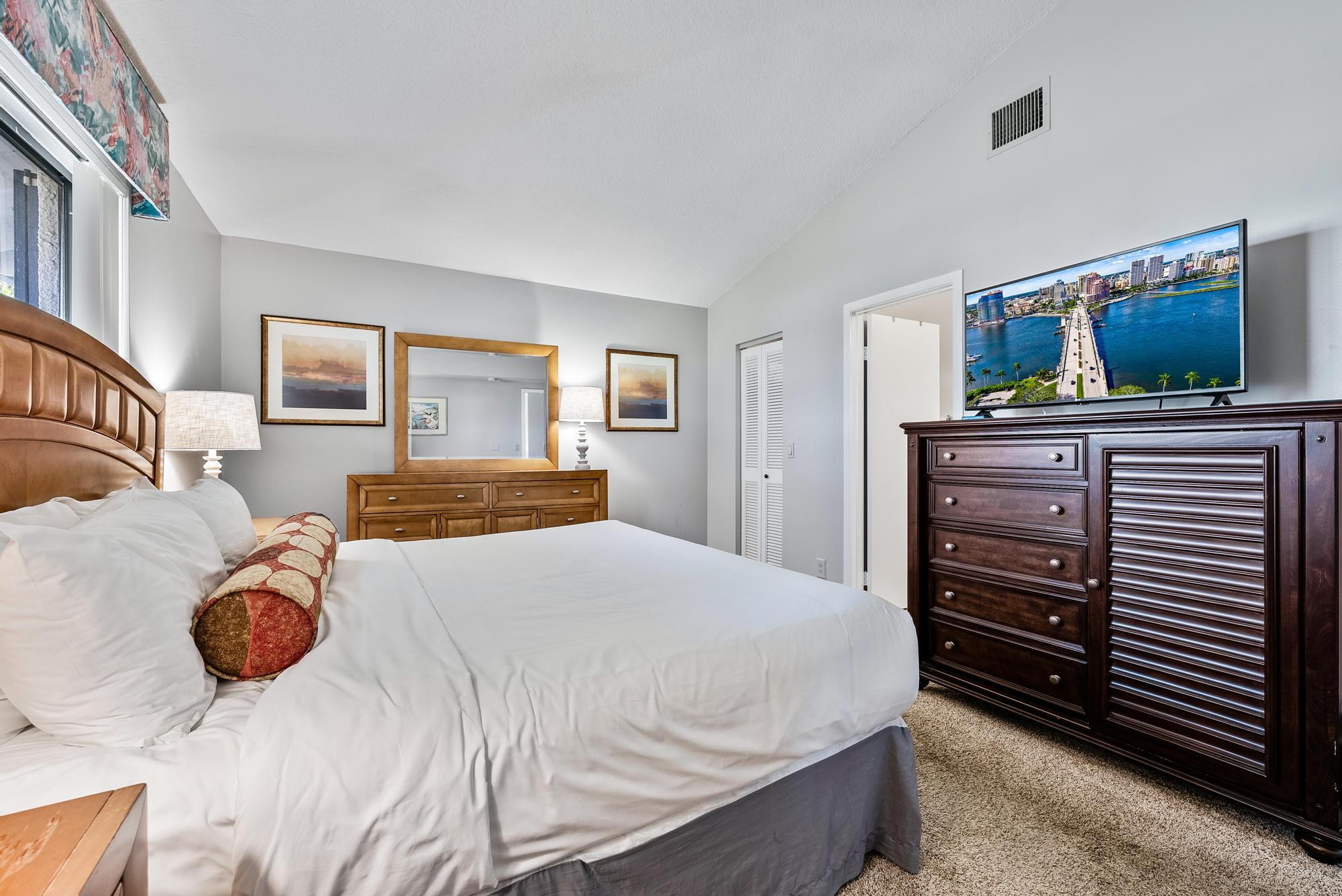 406 Club Drive — Photo 5