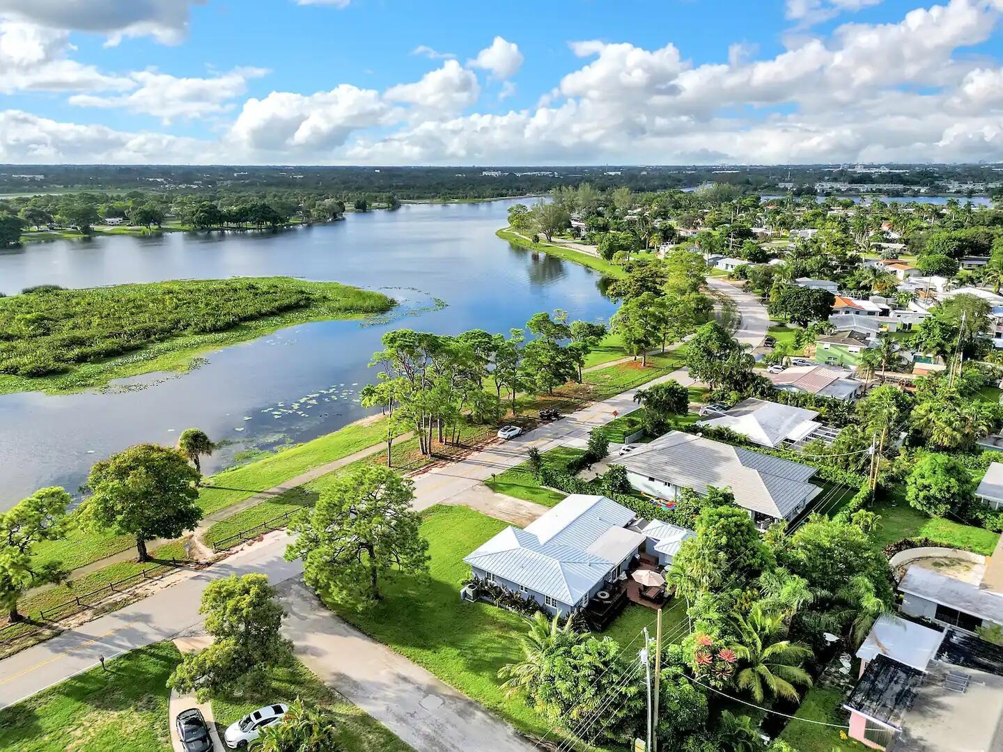 5574 Lake Osborne Drive, Lake Worth FL 33461