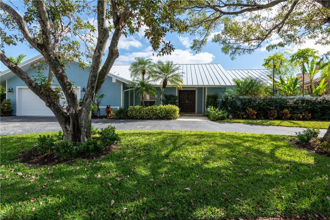 2711 BOONE Drive — Photo 4