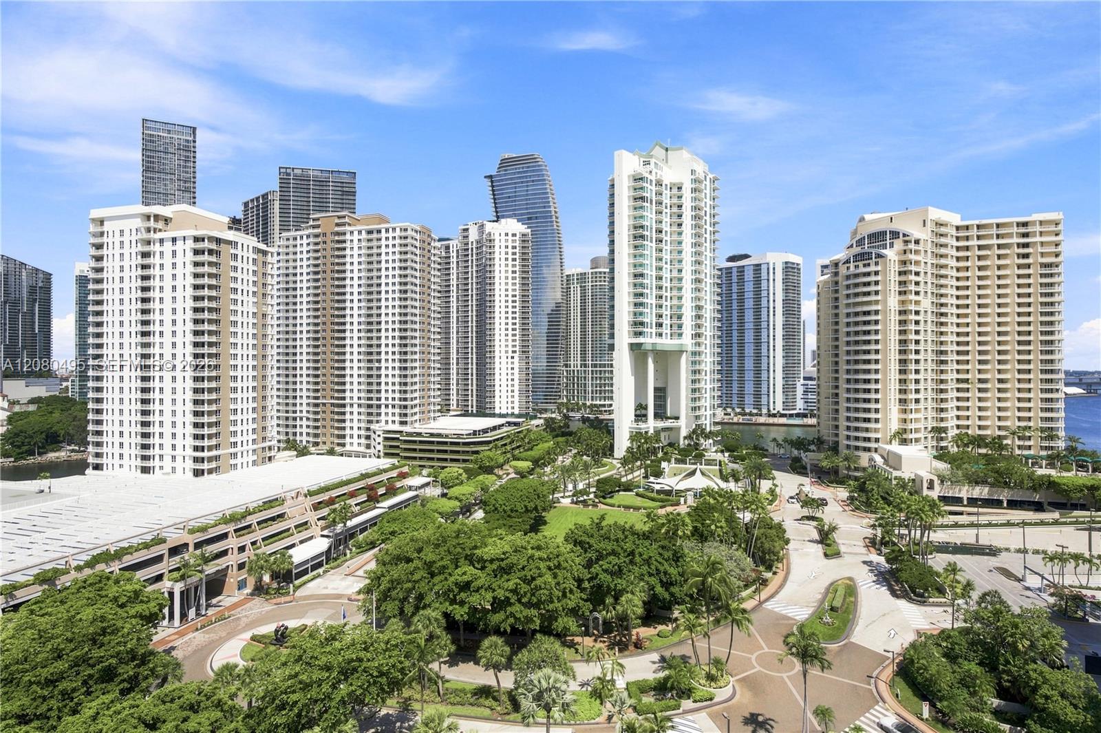 520 Brickell Key Dr # A1616 — Photo 2