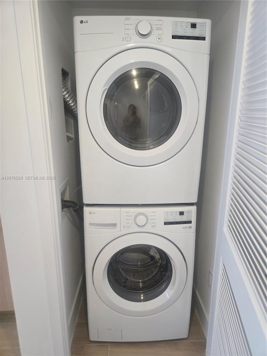 90 NE 32nd St # 605 — Photo 4