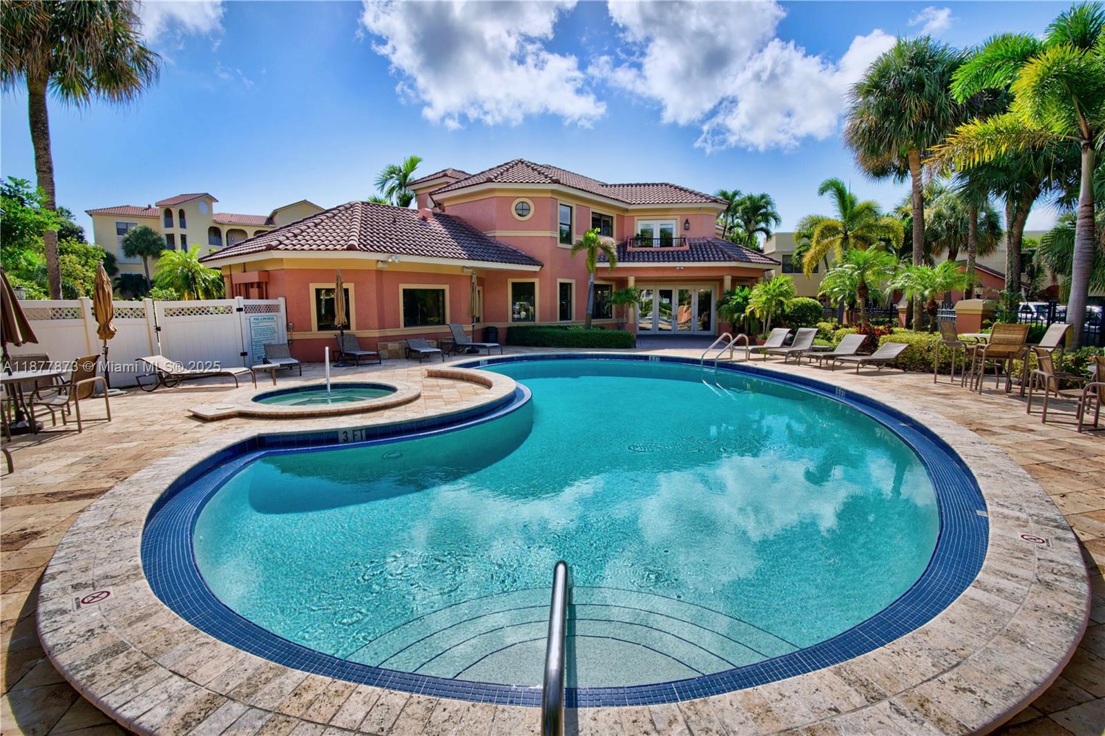600 Uno Lago Dr # 302, Juno Beach FL 33408