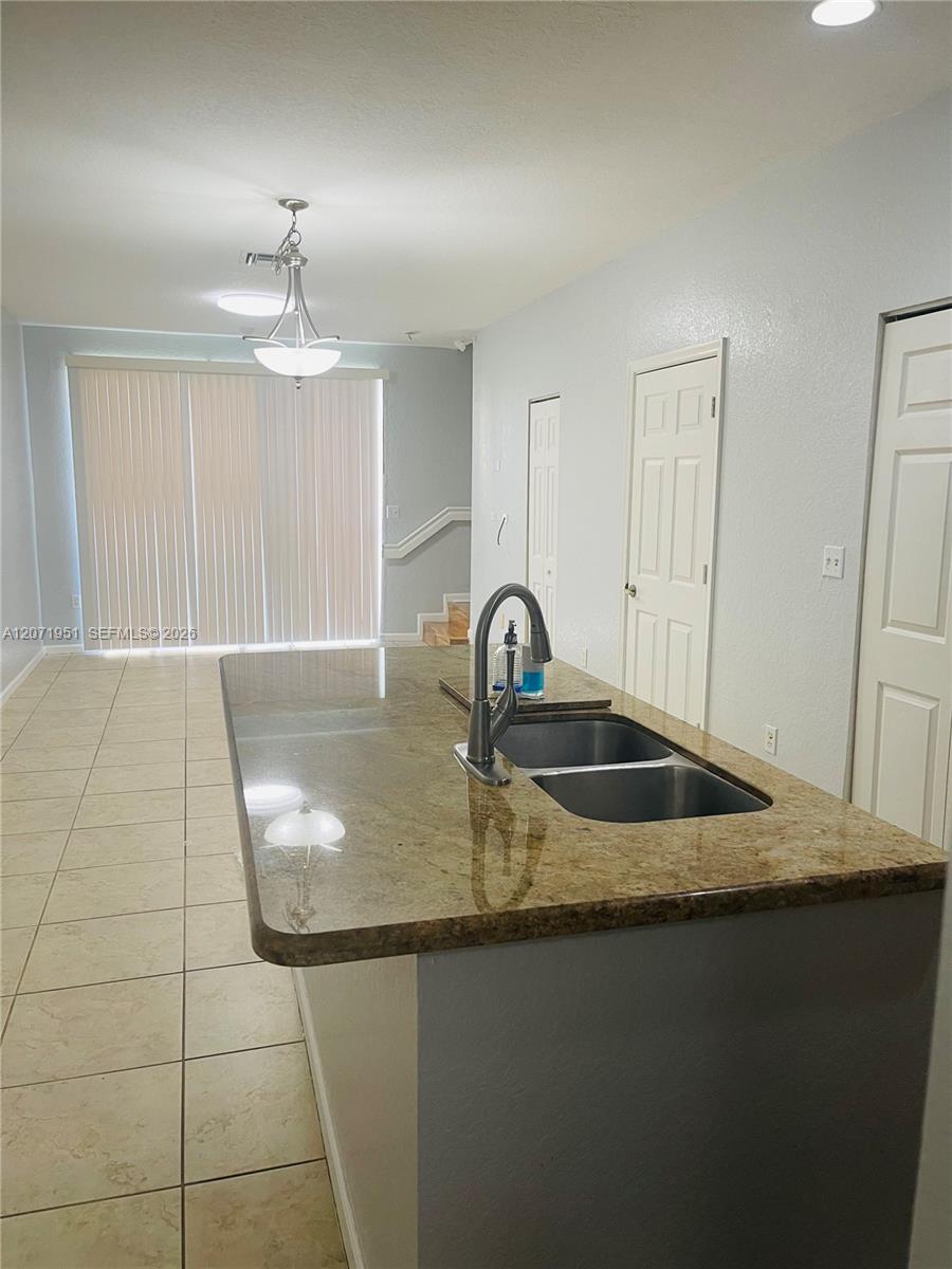 6364 Landings Way — Photo 2