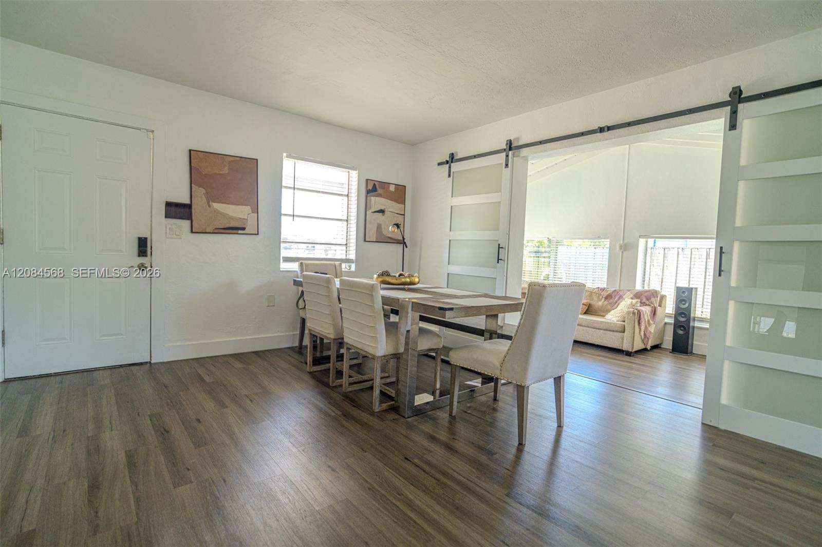 2533 Wiley St — Photo 4