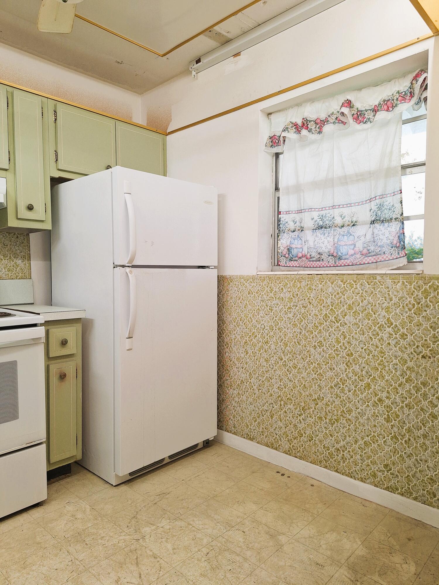 2900 NW 47TH Terrace # 303B — Photo 4