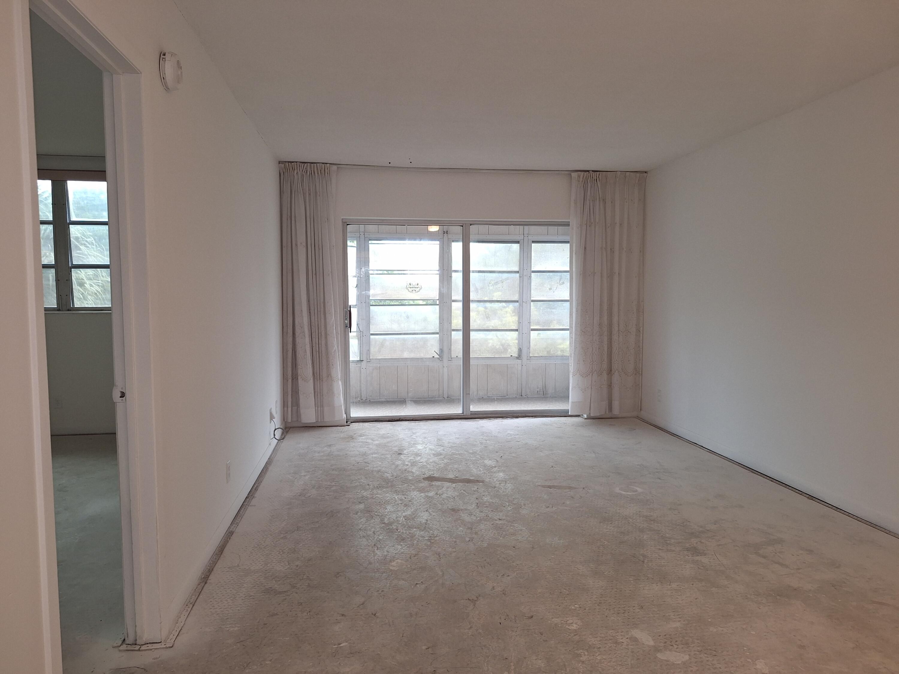 2900 NW 47TH Terrace # 303B — Photo 5