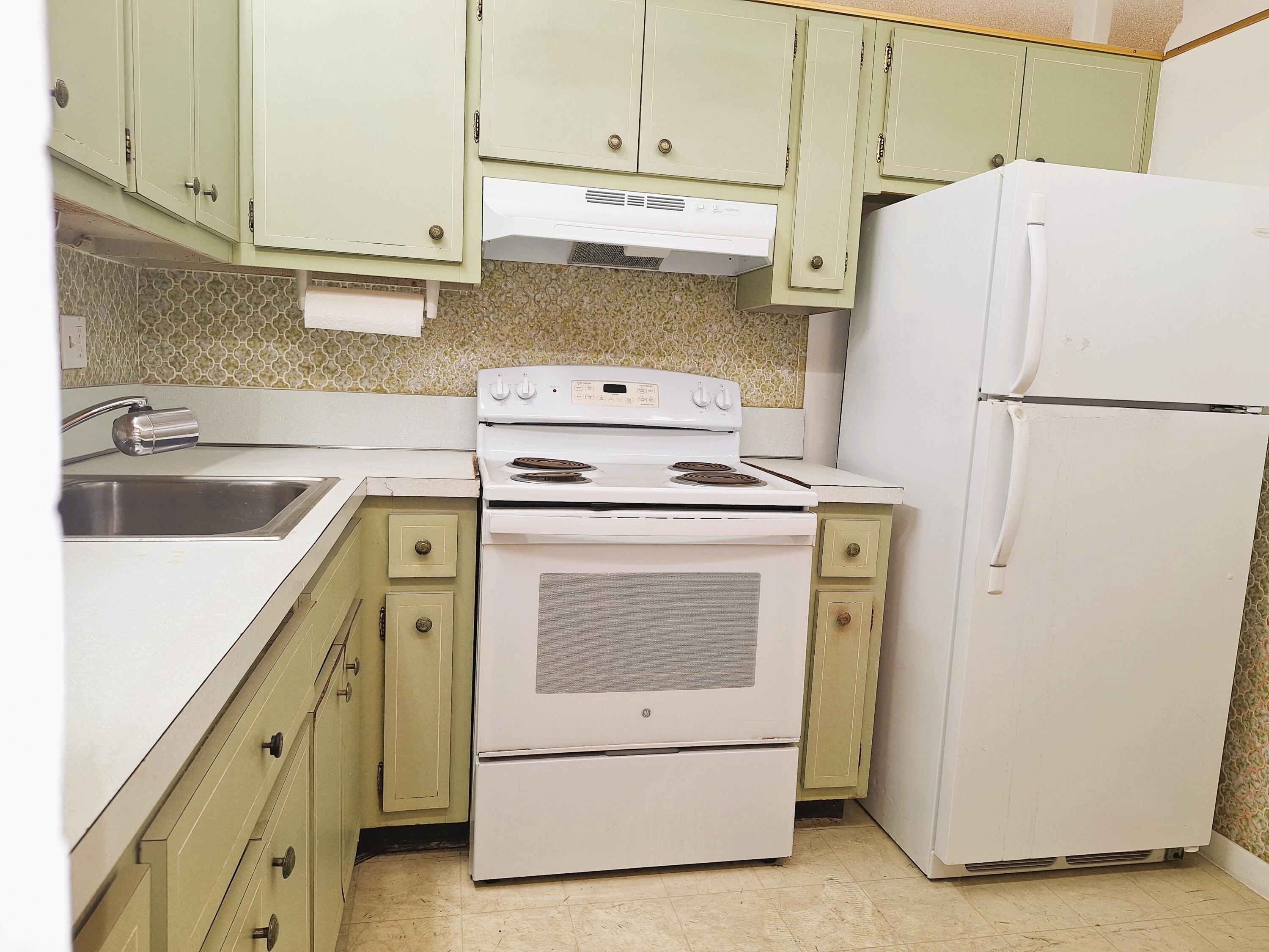 2900 NW 47TH Terrace # 303B — Photo 3
