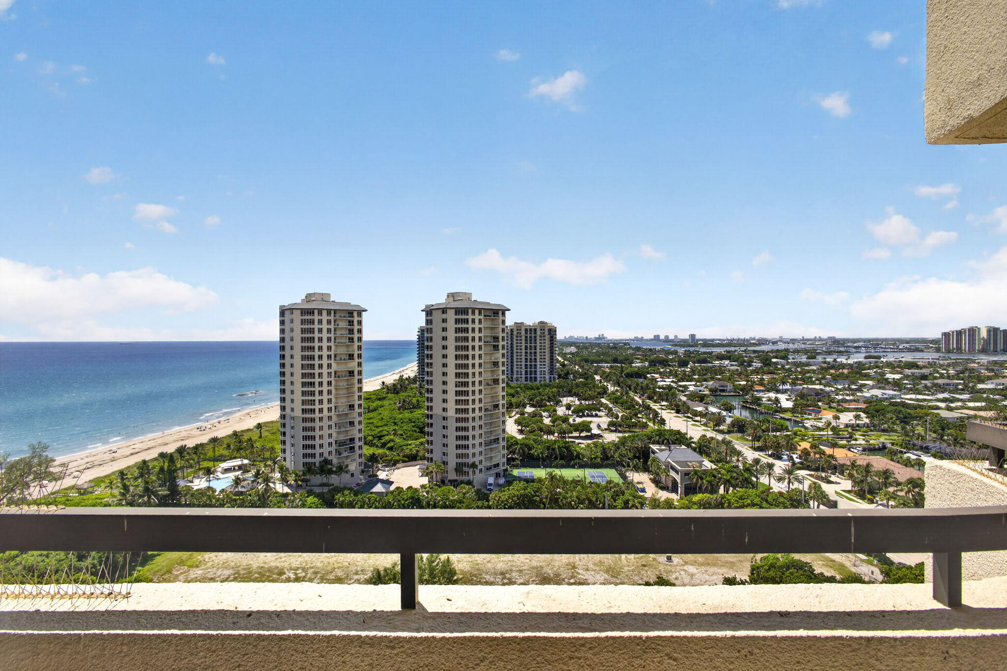 4100 N OCEAN Drive # 1904 — Photo 2