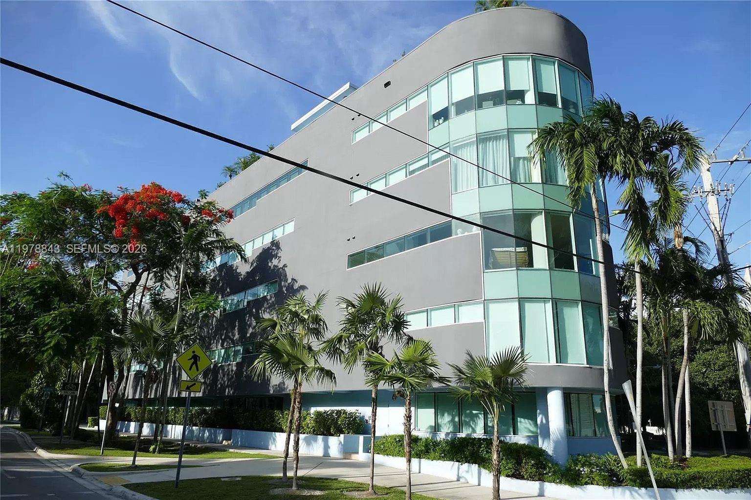 2699 Tigertail Ave # 14, Miami FL 33133