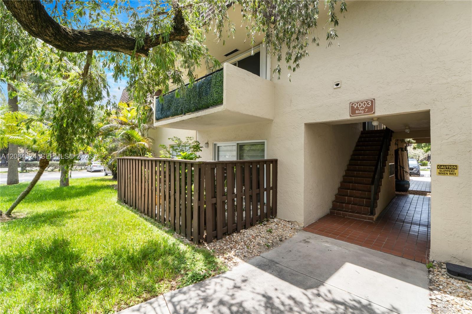 9003 SW 138th St # 27 — Photo 2