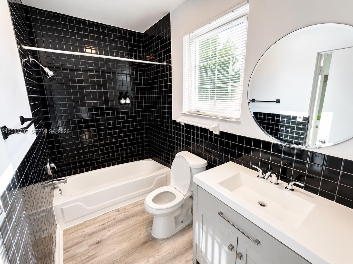 3025 Indian Creek Dr # 110 — Photo 4