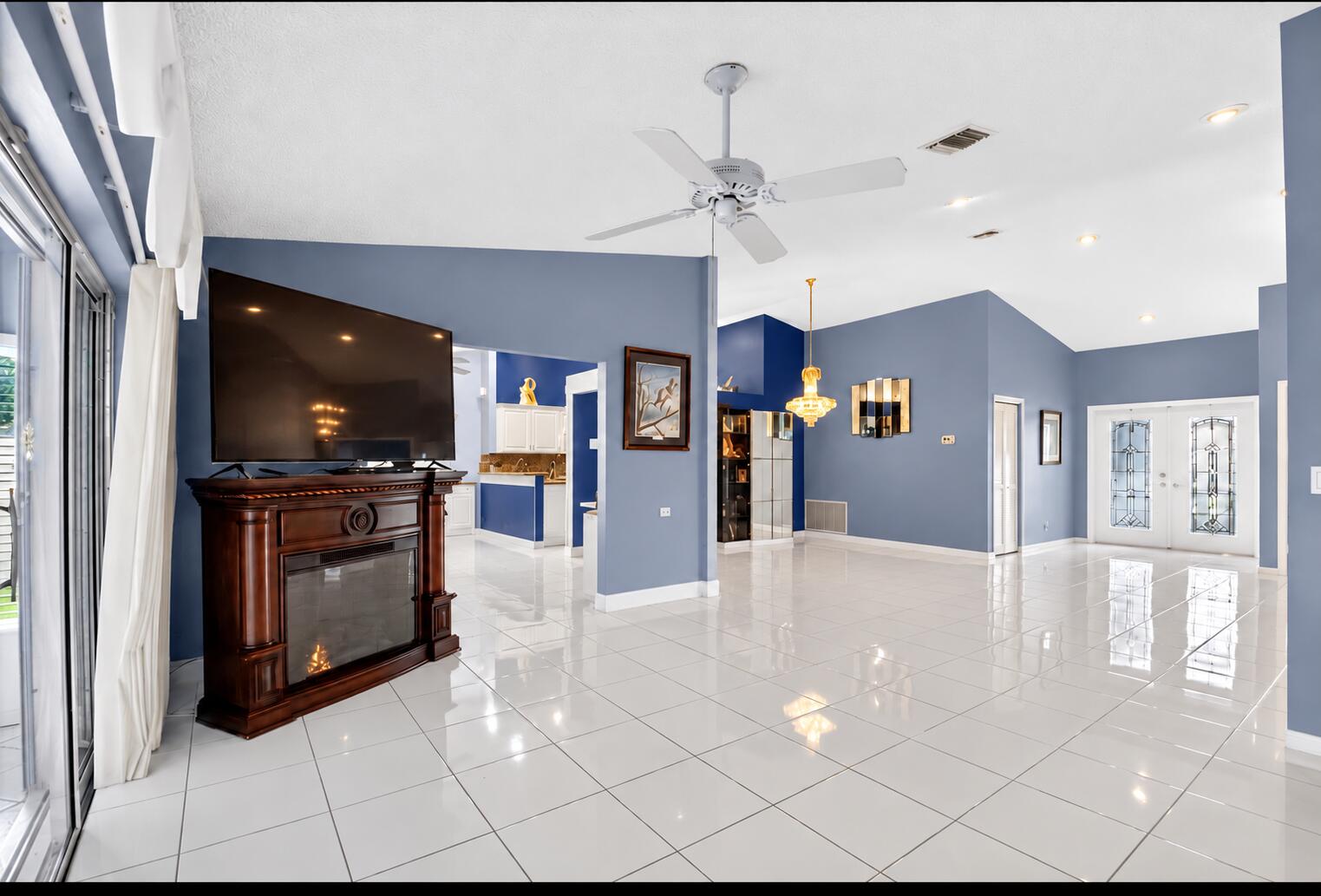 8261 LAKE CYPRESS Road — Photo 5
