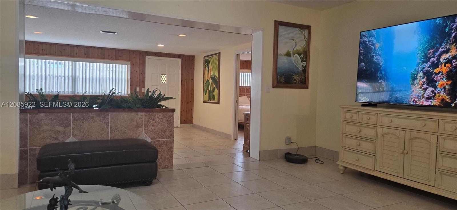 2359 N Wallen Dr — Photo 4