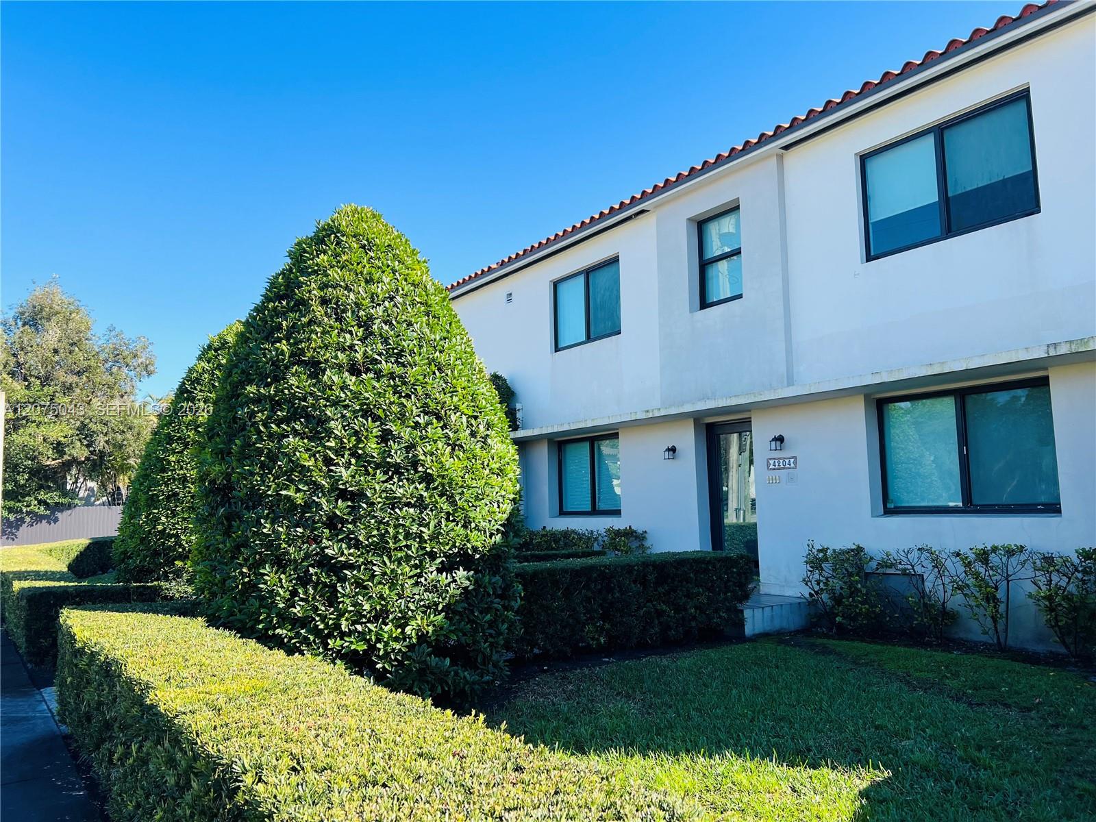 1440 NW 42nd St # 2, Miami FL 33134