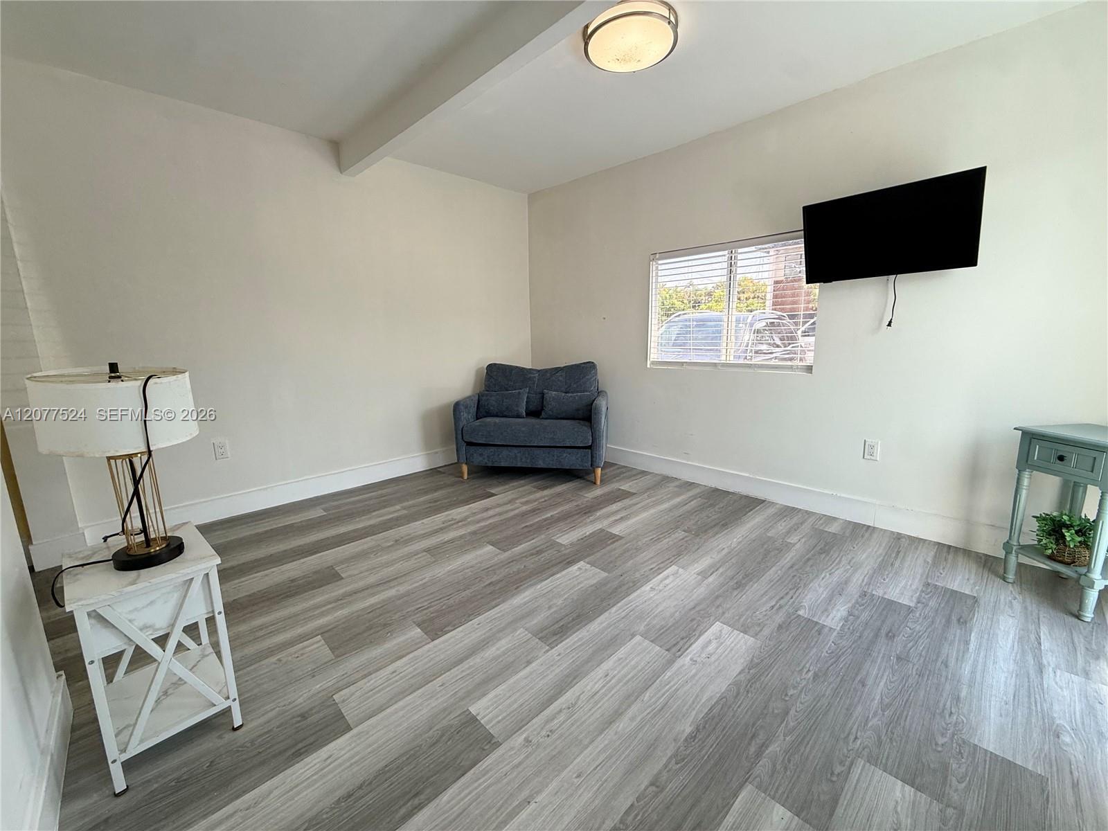 2628 SW 31st Pl # A — Photo 4