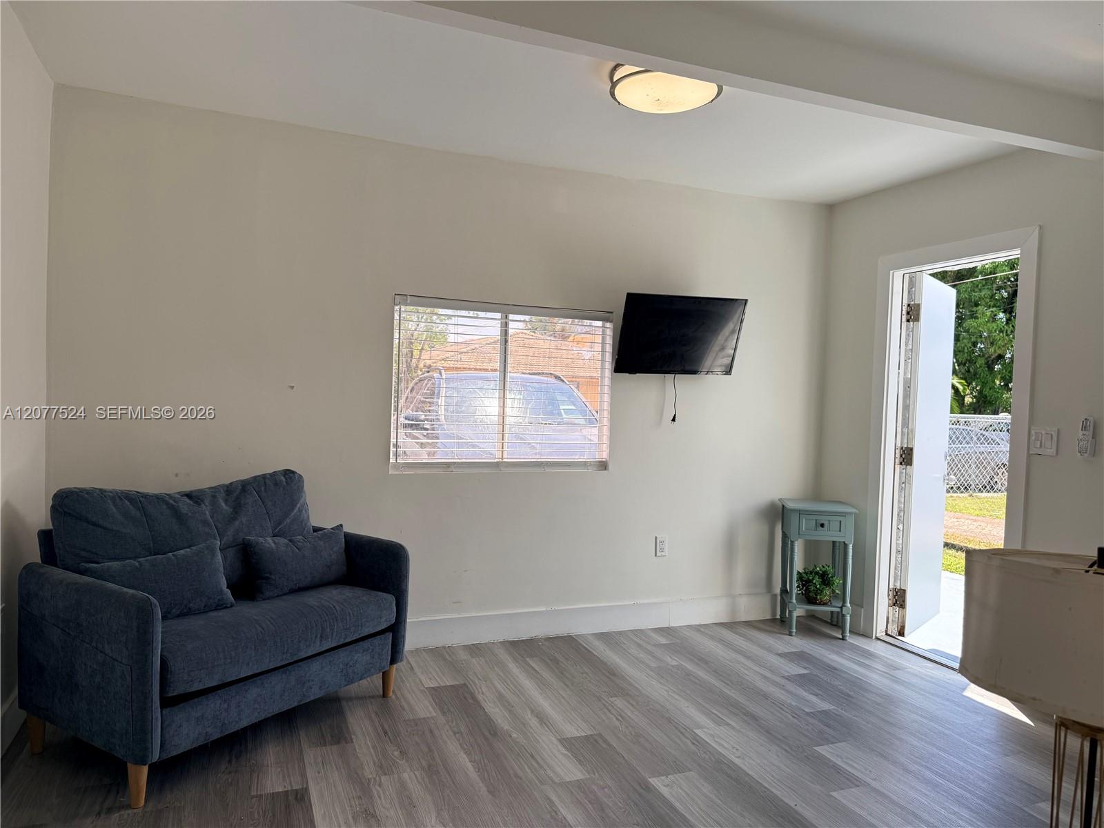 2628 SW 31st Pl # A — Photo 5