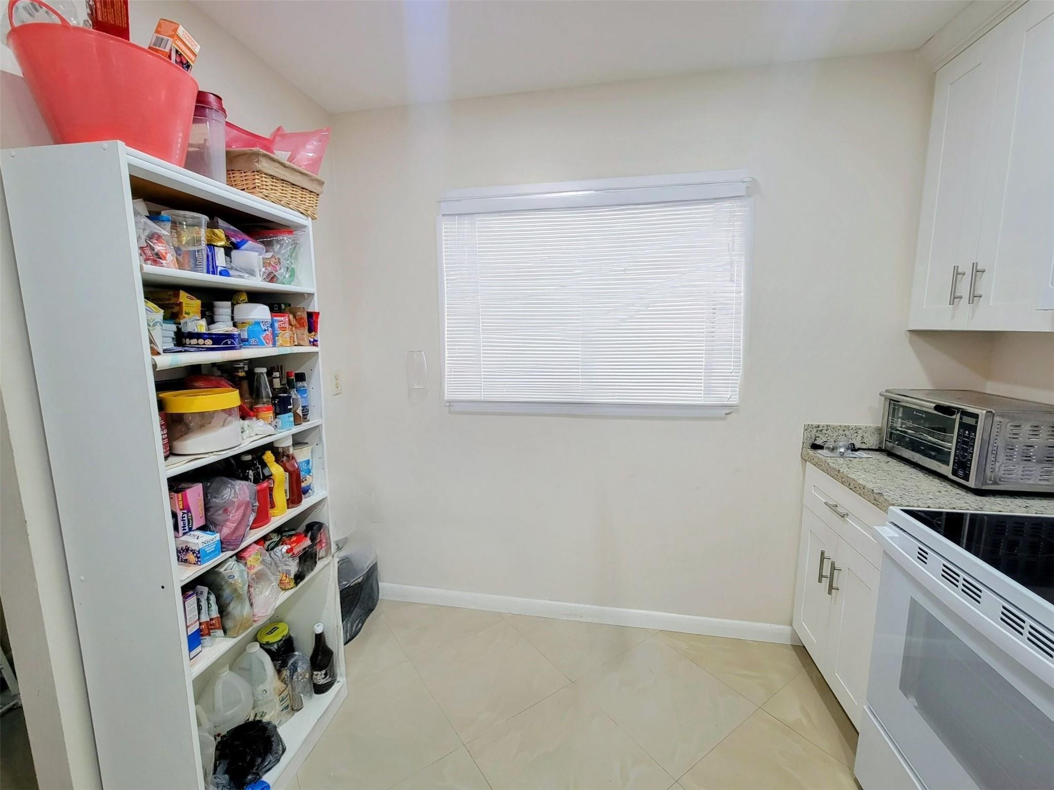 5945 Del Lago Circle — Photo 3
