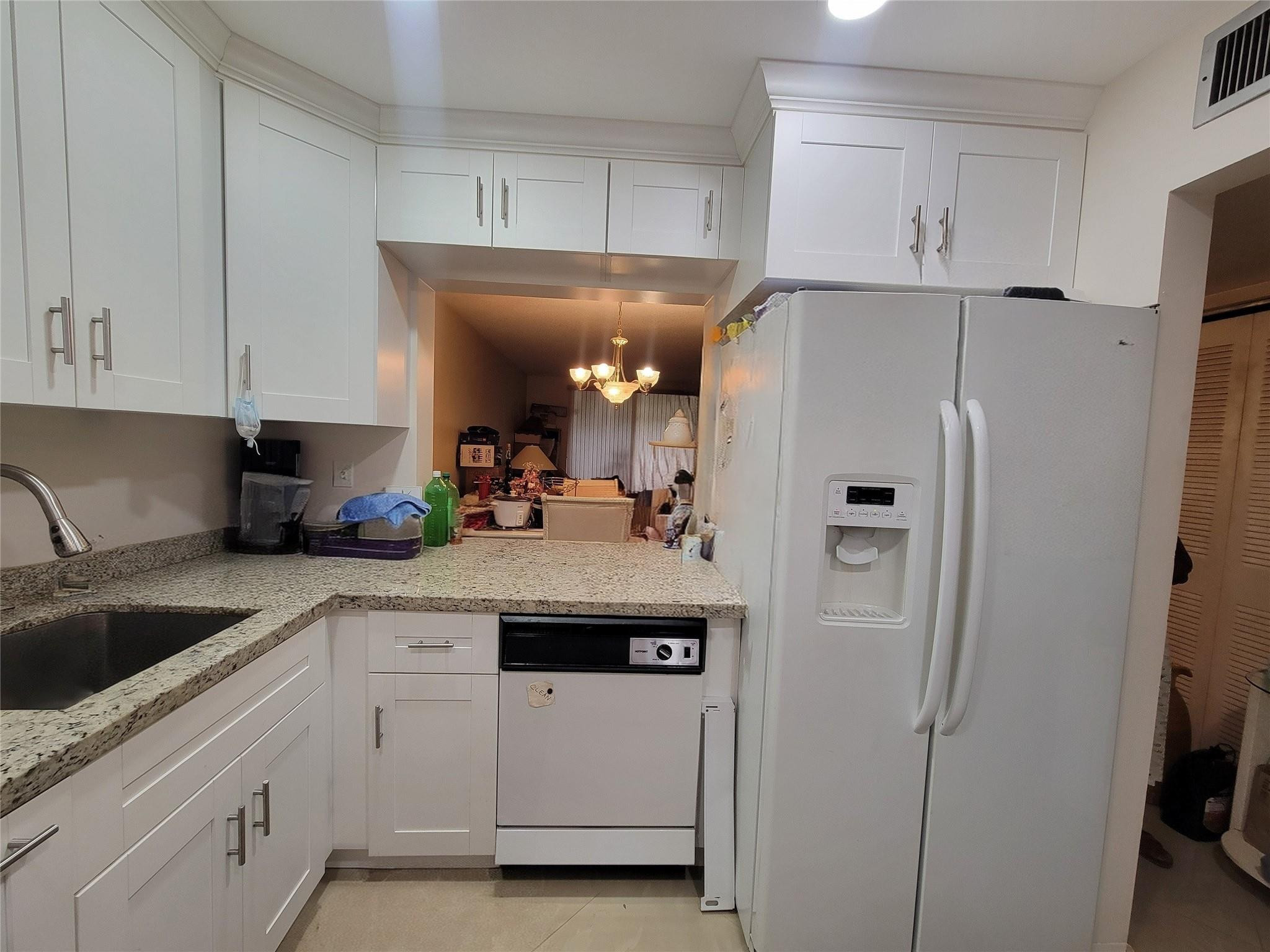 5945 Del Lago Circle — Photo 2