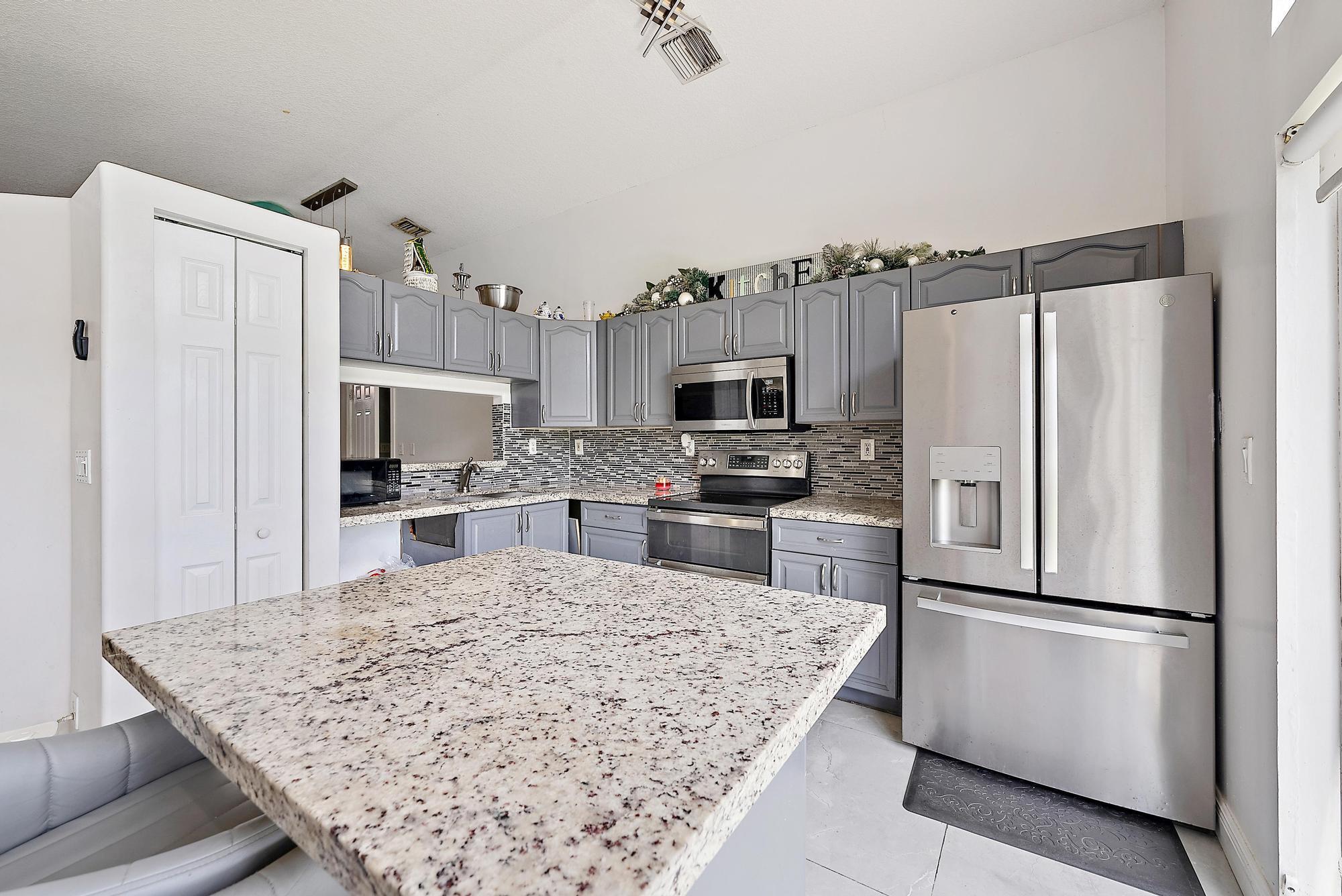 8193 Pelican Harbour Drive — Photo 5