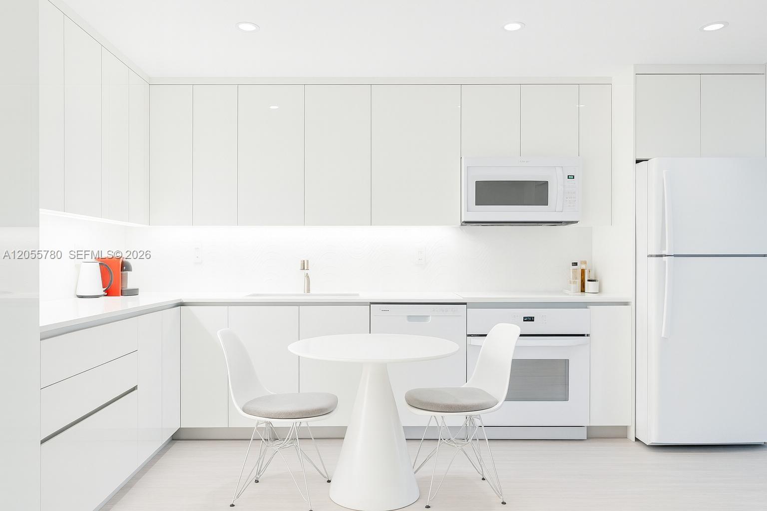 2301 Collins Ave # 636, Miami Beach FL 33139