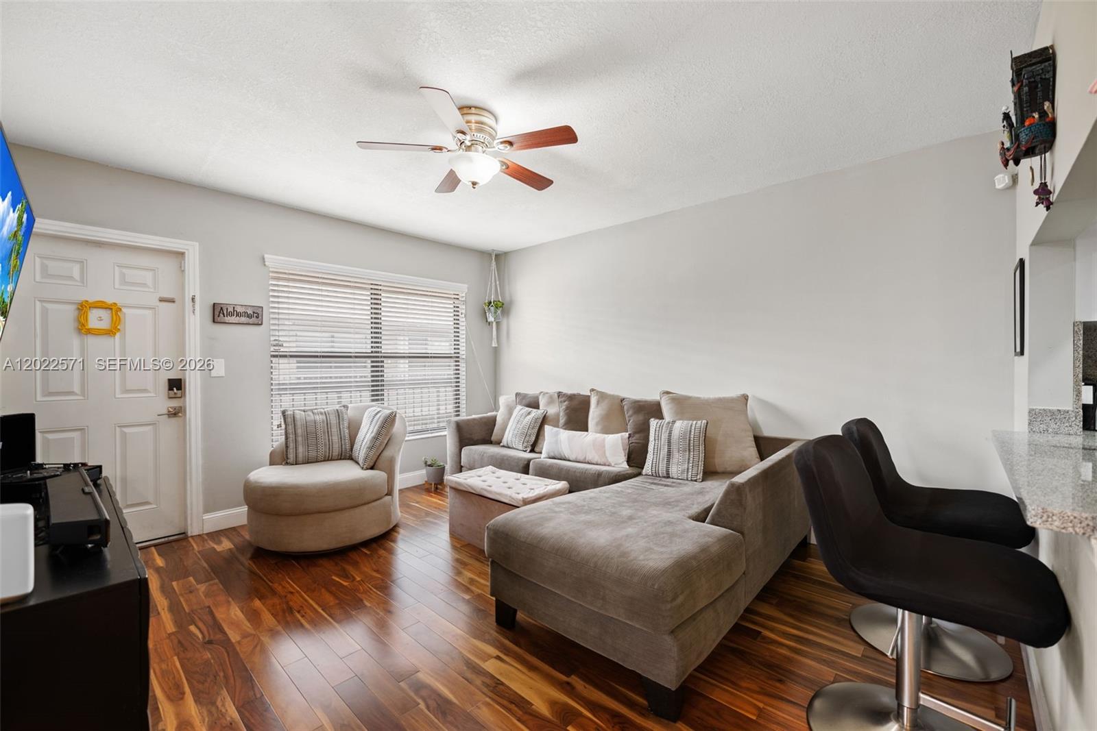 10049 Winding Lake Rd # 202 — Photo 4