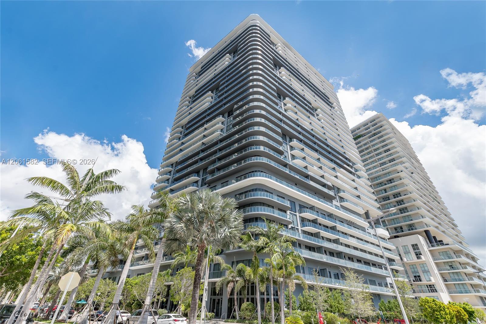 121 NE 34th St # L604, Miami FL 33137