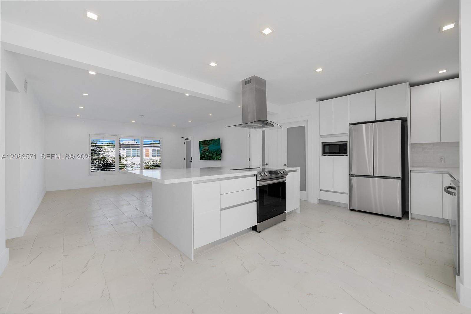 3909 Garden Ave # 4, Miami Beach FL 33140