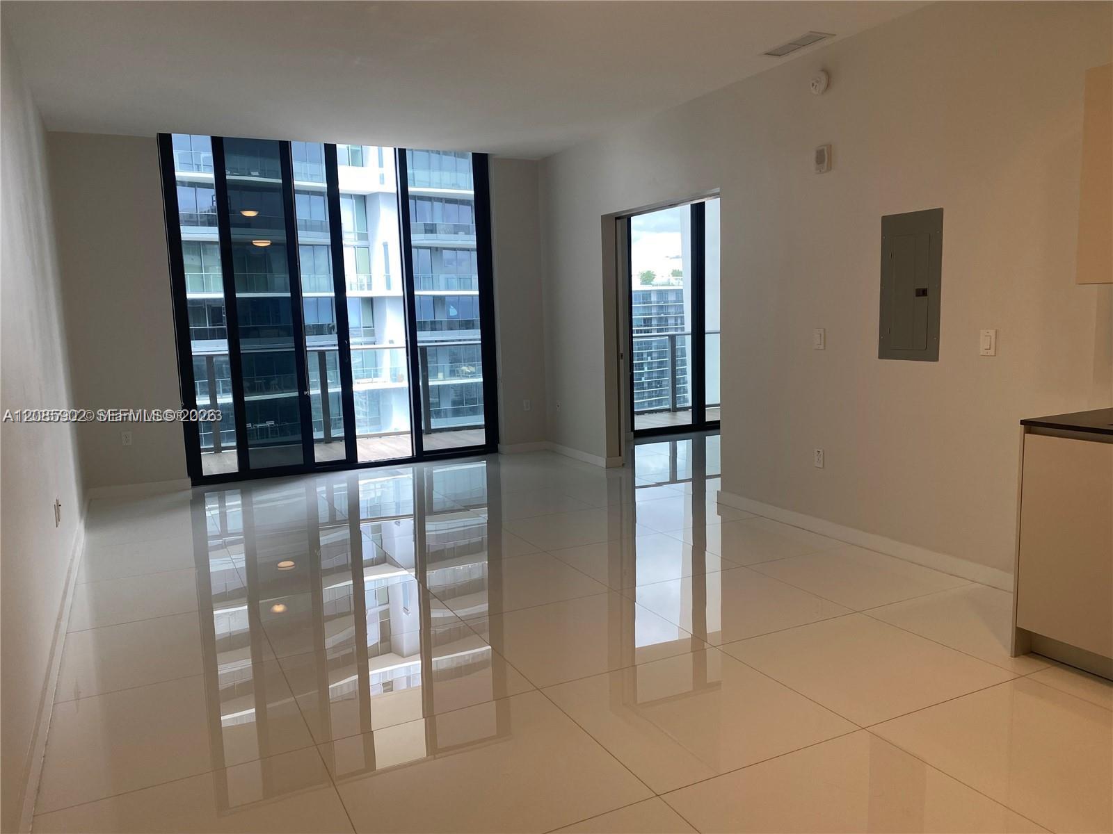 1010 Brickell # 4807 — Photo 4