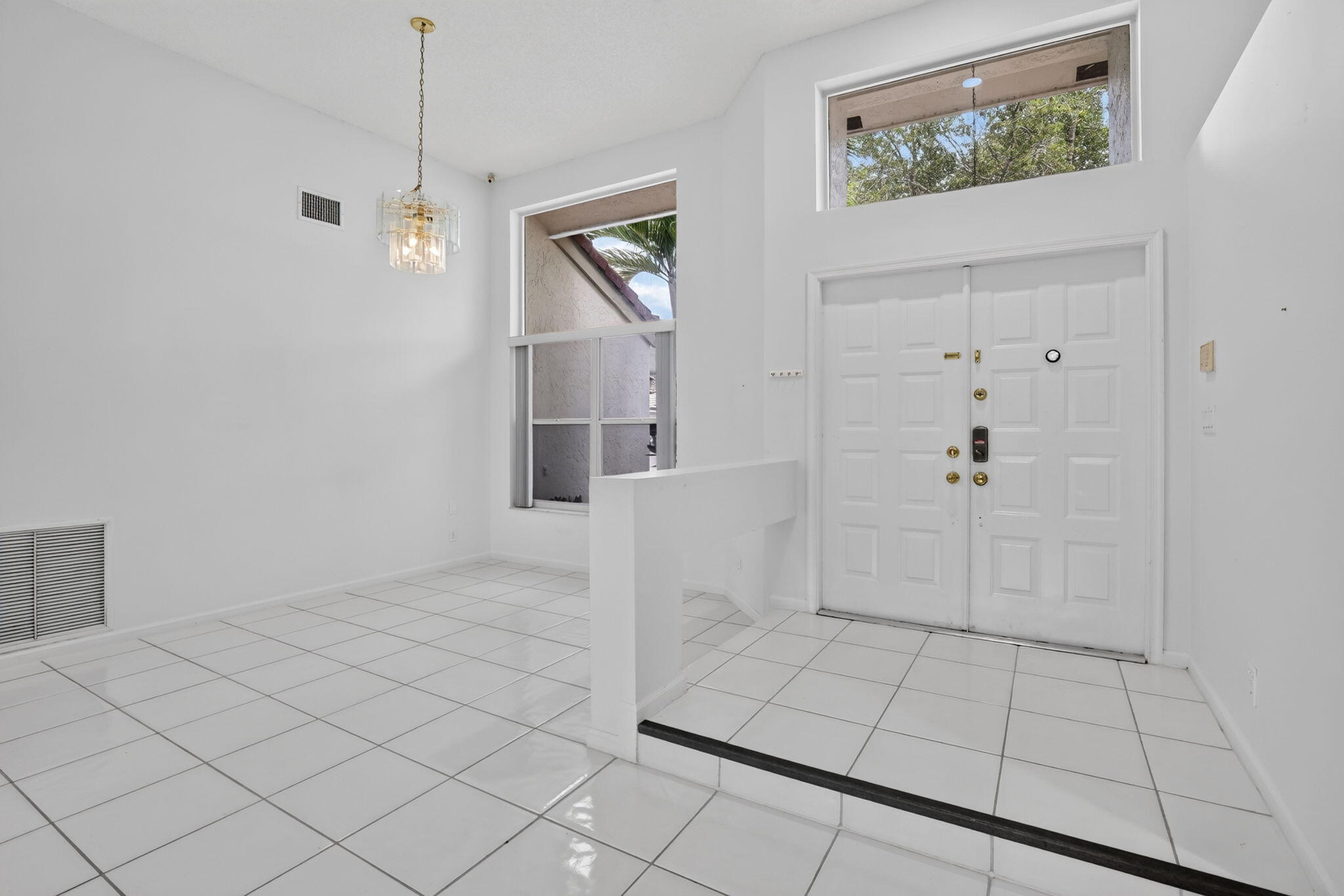 924 SPOONBILL Circle — Photo 4