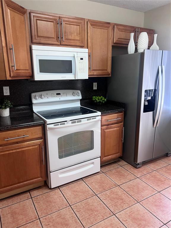 167 RIVIERA Circle — Photo 5