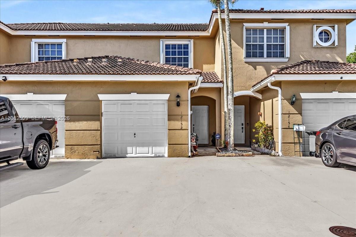 12152 SW 4th St — Photo 3