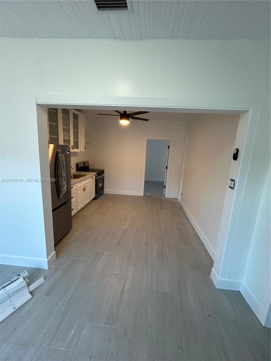 1154 NW 34th Ave # 1 — Photo 2
