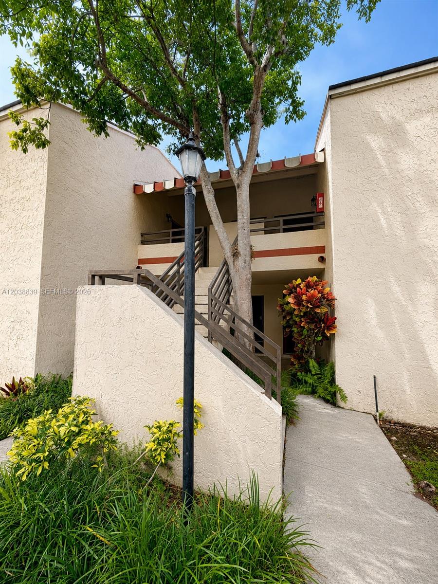 20005 NE 3rd Ct # 8, Miami FL 33179
