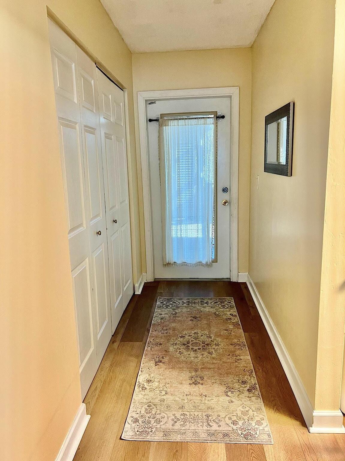 7320 Lake Cir Drive # 204, Margate FL 33063