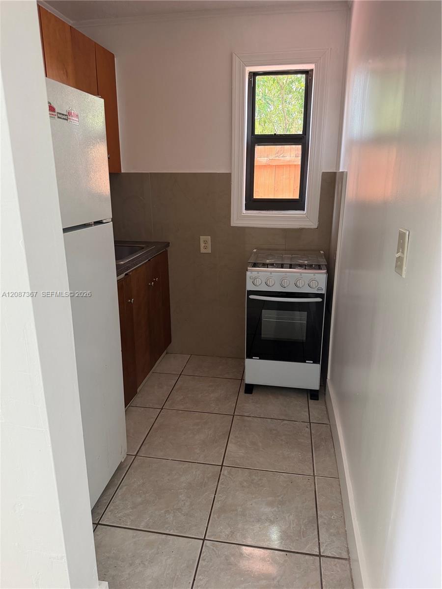 1150 NE 201st Ter # 3 — Photo 4