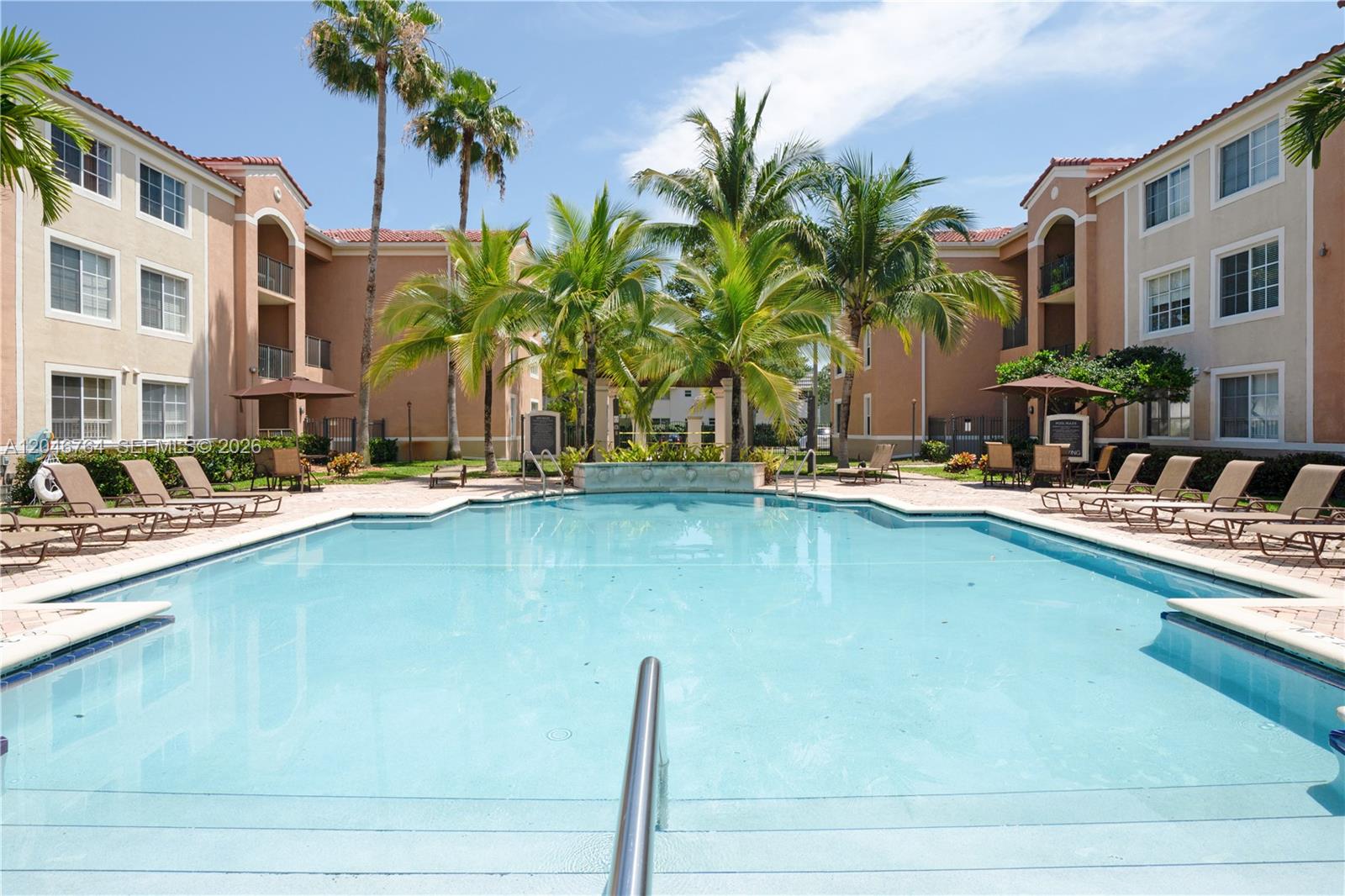 6851 SW 44th St # 208, Miami FL 33155