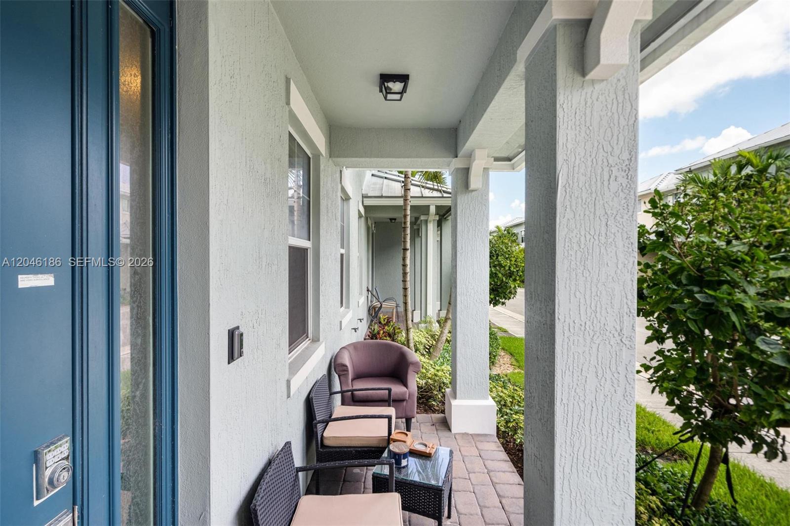 3944 Poinciana Ln — Photo 4