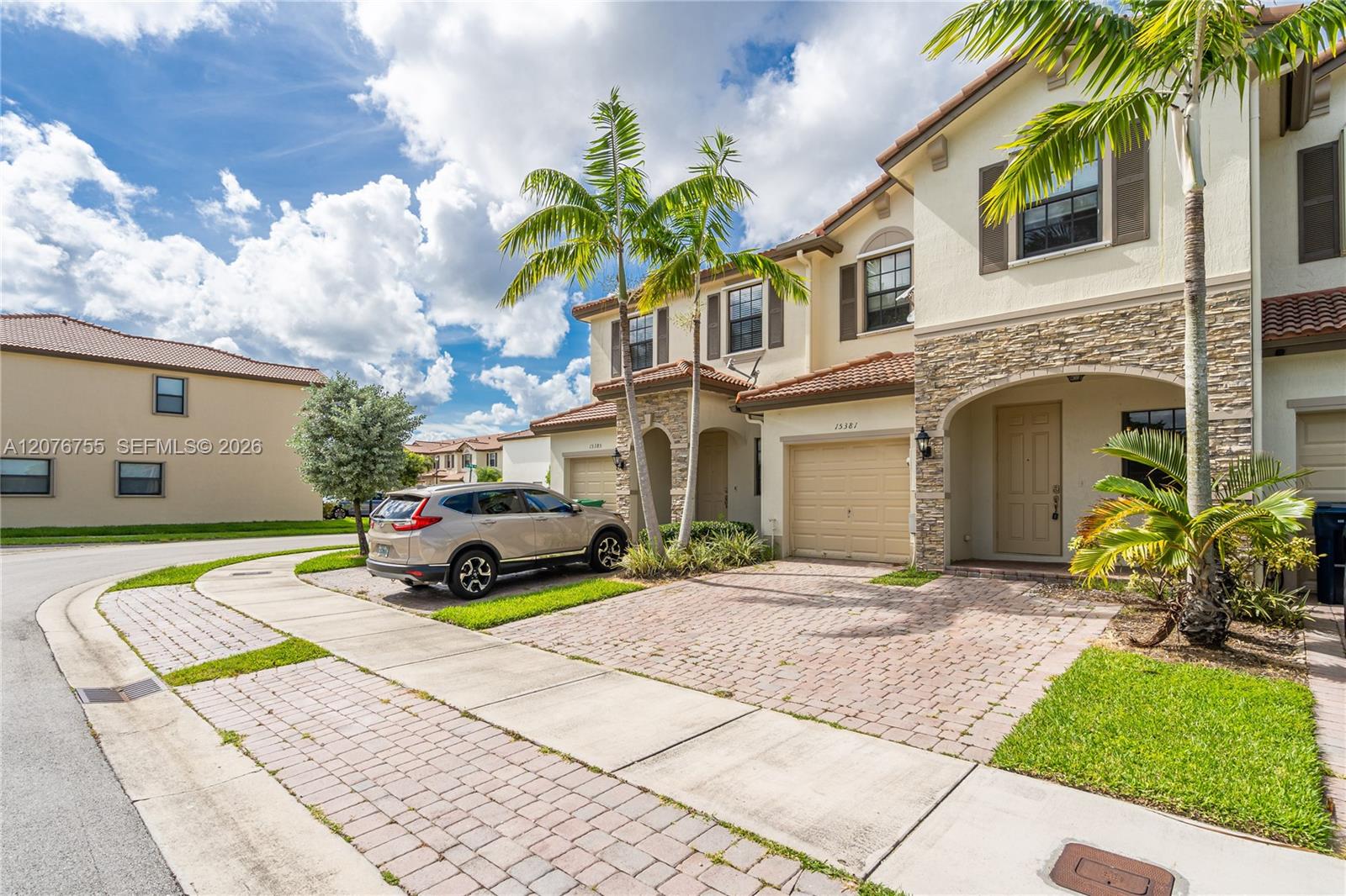 15381 SW 119th Ln # 15381 — Photo 4